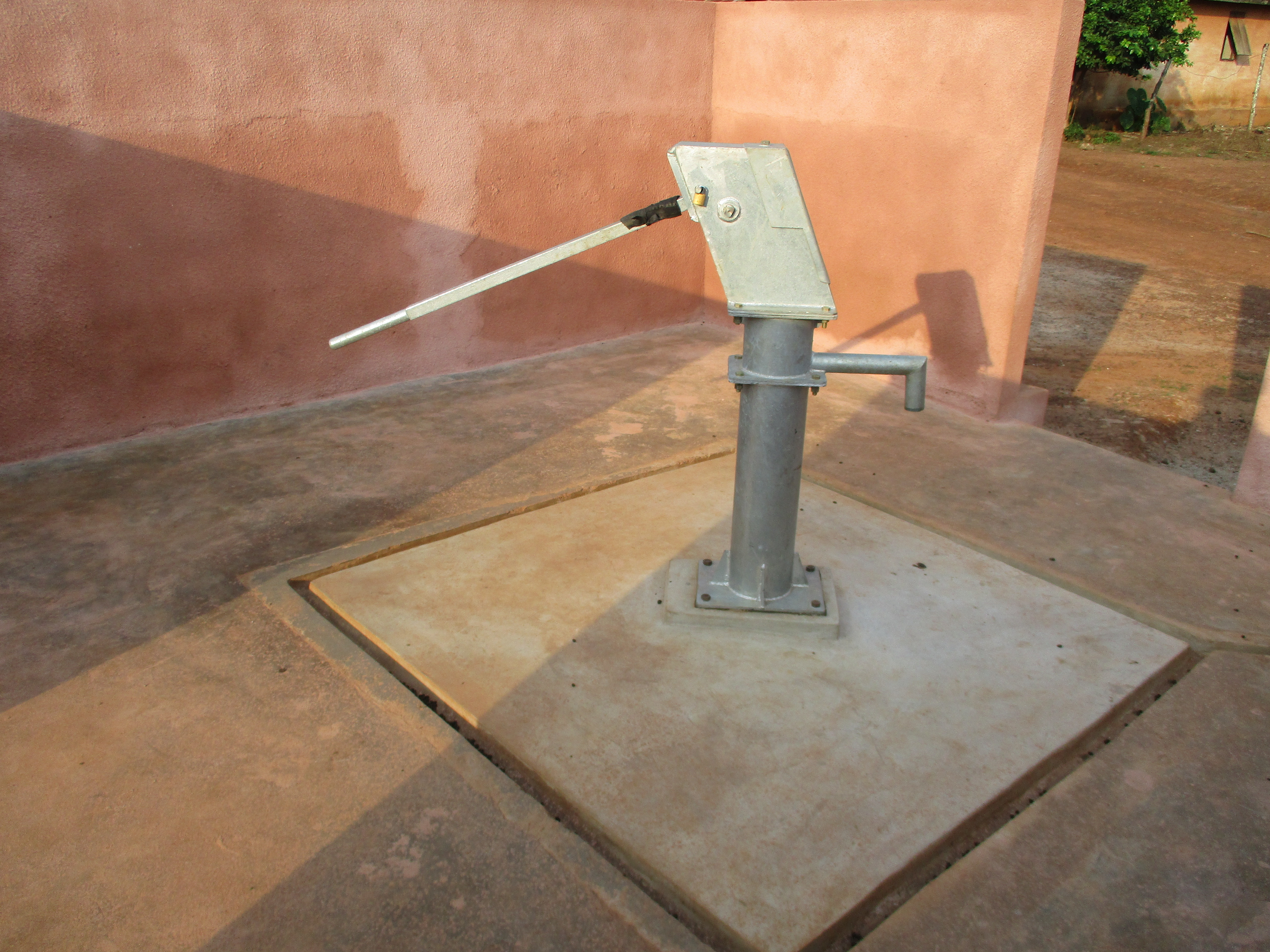 Réhabilitation d'une pompe hydraulique à Guezem et cérémonie de restitution